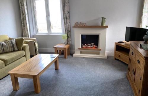 Lynmouth Apartment | Postmans Rest, second floor apartment, Lynmouth with private parking