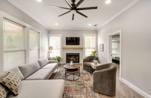 Pottsboro House | Pottboro Vacation Rental with Private Hot Tub!