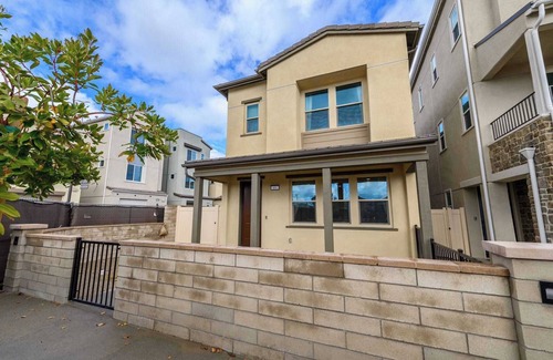 San Juan Capistrano House | Potter Way Starlight #42027