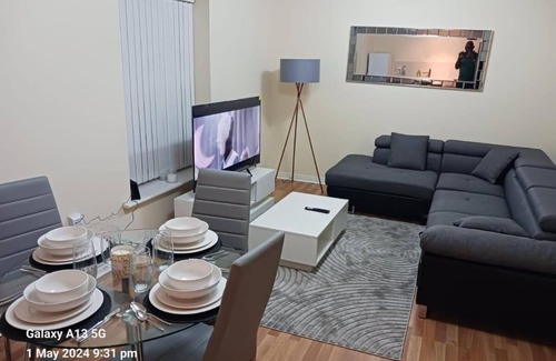 Liverpool Apartment | Potters Lodge Liverpool by Edl Ventures Ltd