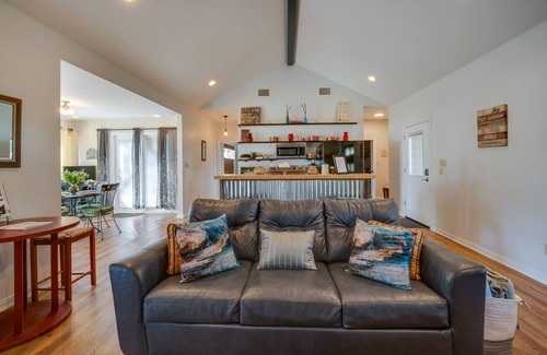Pottsboro House | Pottsboro Vacation Rental - Walk to Lake Texoma!