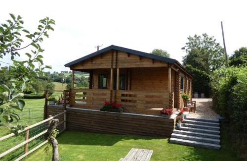 Butterleigh House | Pound Farm Holidays - Orchard Lodge