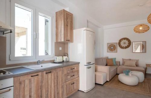 Pounta House | Pounta Condo 2 - Shared pool