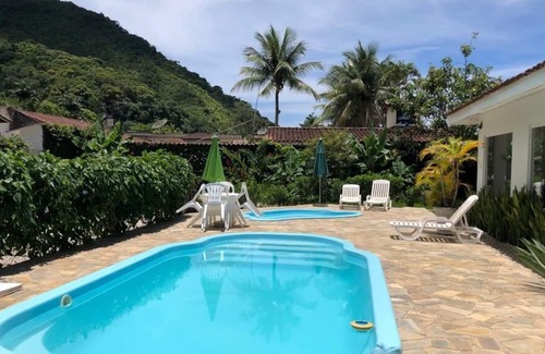 Praia da Enseada Hotel | Pousada Baia das Conchas