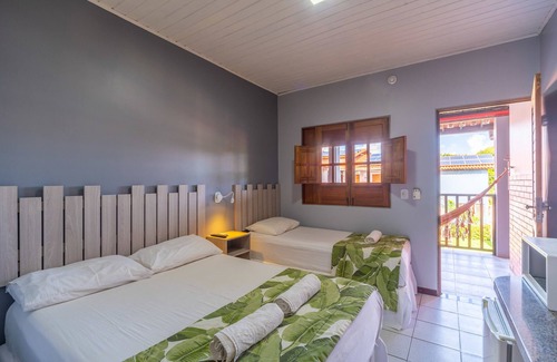 Praia do Frances Hotel | Pousada Blue Viking