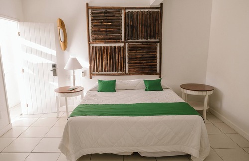 Downtown Buzios Hotel | Pousada Bucaneiro