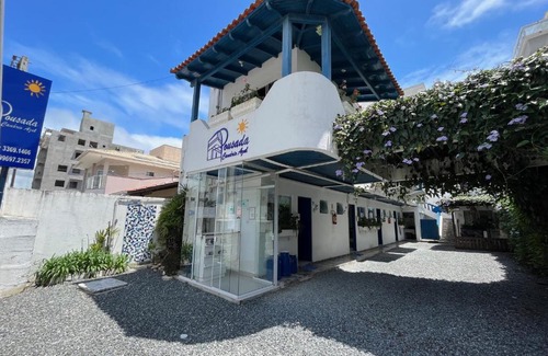 Bombas Hotel | Pousada Canario Azul