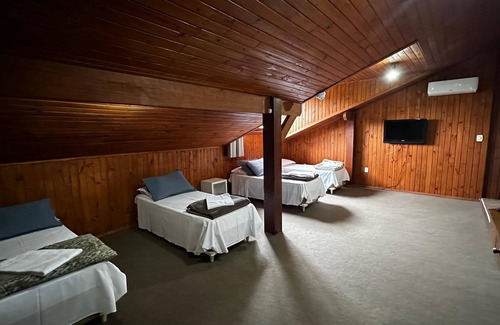 Vila Luiza Hotel | Pousada Canela Garden