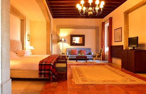 Setubal Hotel | Pousada Castelo de Palmela - Historic Hotel
