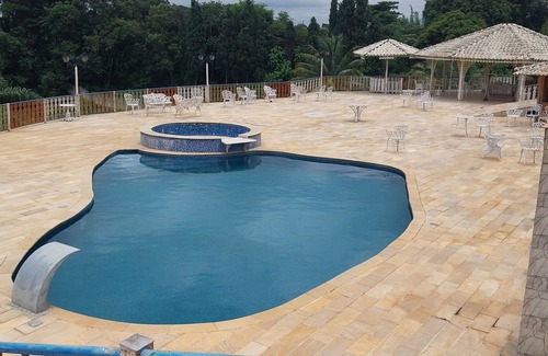 Jacare Hotel | Pousada Central de Cabreuva - De Campo
