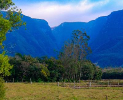 Praia Grande House | Pousada Chácara dos Canyons