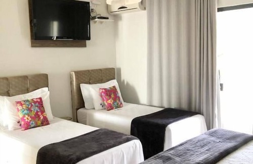 Praia da Armacao do Itapocoroi Hotel | Pousada do Pescador