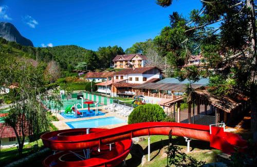 Pedra Azul Hotel | Pousada dos Pinhos