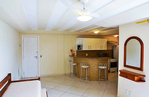 Manguinhos Hotel | Pousada Marbella