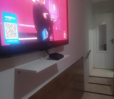 Aparecida Apartment | Pousada Quarto Deluxe perto da basílica com garagem