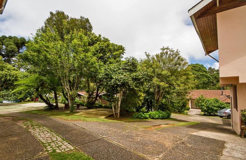 Campos do Jordao Hotel | Pousada Recanto São Benedito