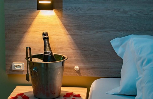 Canasvieiras Hotel | Pousada Tissiano