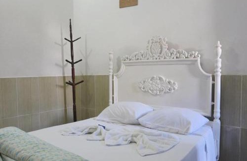 Manguinhos Hotel | Pousada Trevo Do Barbuda