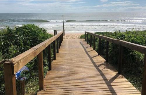 Praia da Armacao do Itapocoroi Hotel | Pousada Vô Quintino