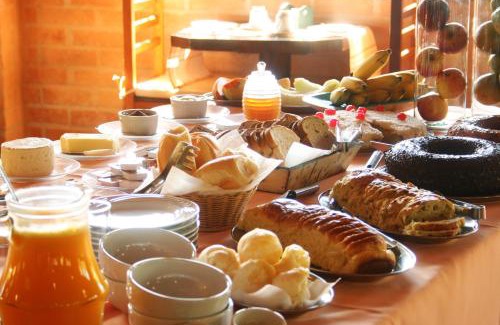 Santo Antonio do Pinhal Hotel | Pousada Villa Campestre