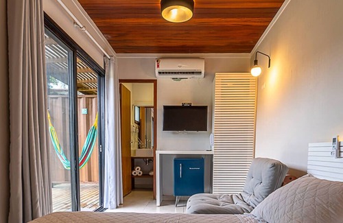 Praia da Enseada Hotel | Pousada Vila Jacaa