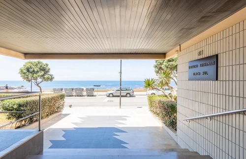 A Ver-o-Mar Apartment | Povoa Sunset Views