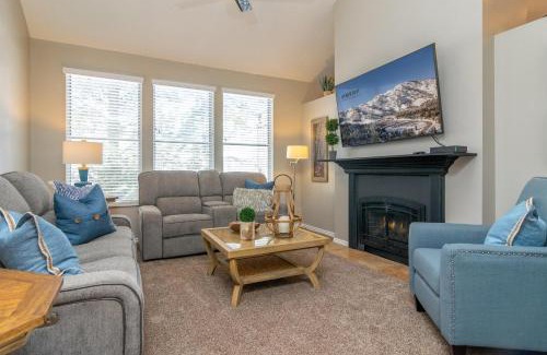 Cottonwood Heights House | Powder Mountain in Salt Lake with Private Hot Tub