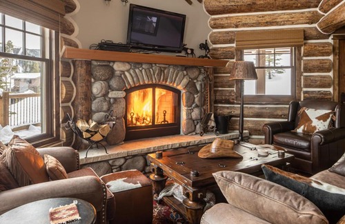 Powder Ridge House | Powder Ridge Cabin 12 Manitou