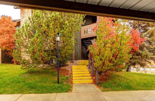Kimball Junction Apartment | Powderwood Condos 7B by Moose Management