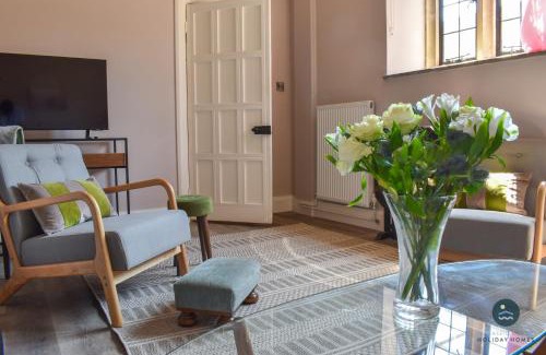 Holworth House | Poxwell Manor West Wing - Exclusive Dorset Retreat