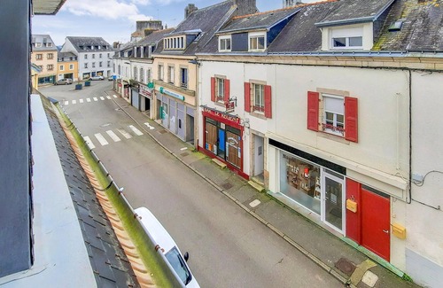 Quimperle Apartment | Practical, quiet vacation apartment.