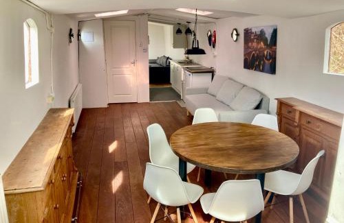 Holesovice Boat Rental | Prague on Boat, Privat Pier, Free Parking