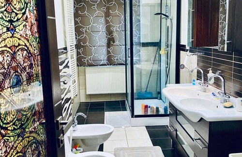 Prague 5 Apartment | Prague Service Apartment - Central Square Location