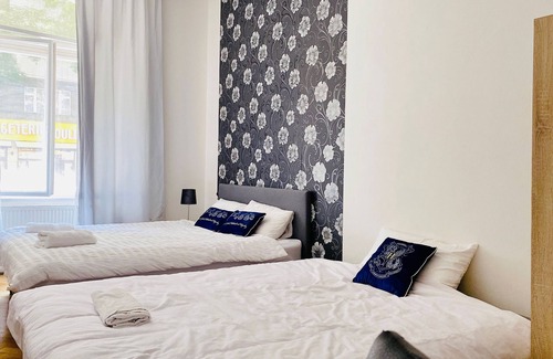 Prague 5 Apartment | Prague Service Apartment - Central Square Location
