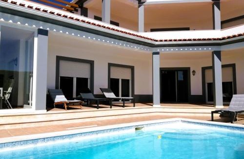 Obidos Villa | Praia d'el Rey The Golf & Beach Villa