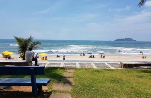 Tombo Apartment | Praia do Tombo - Aconchego no Guarujá