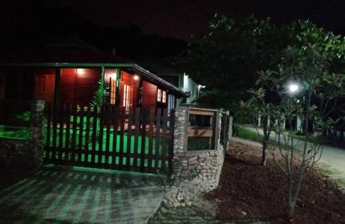 Zimbros House | Praia tranquila para descansar Zimbros Bombinhas