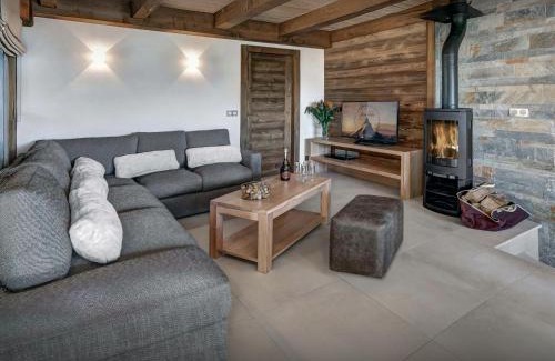 Manigod Ski Chalet | Pralor Le Peille - OVO Network