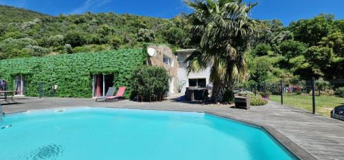 Cavaliere Villa | PRAMOUSQUIER VILLA LOFT DE CHARME 2 PISCINES interieure et exterieure