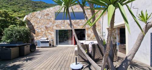 Cavaliere Villa | PRAMOUSQUIER VILLA LOFT DE CHARME 2 PISCINES interieure et exterieure