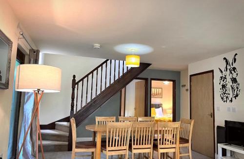 Llanybri Ski Chalet | PrancingHare Lodge-Woodland Lodges-Pembrokshire