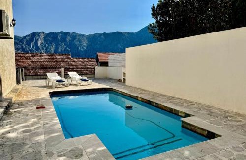 Prcanj Apartment | Prcanj sunny port apartments with shared pool