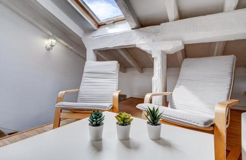 La Marina Apartment | Preciosa buhardilla en Hondarribia, Centro, 2 HB