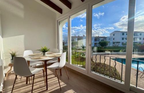 Cala en Porter Apartment | Precioso apartamento residencial con piscina