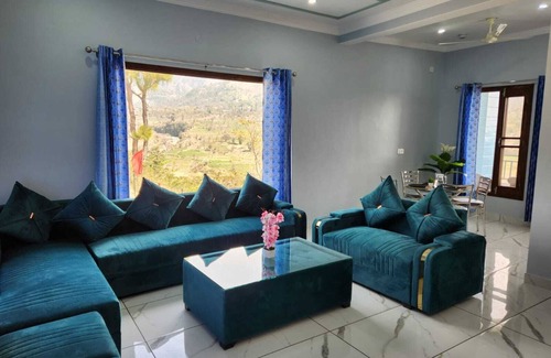 Holta Hotel | Prem BNB By Madstays