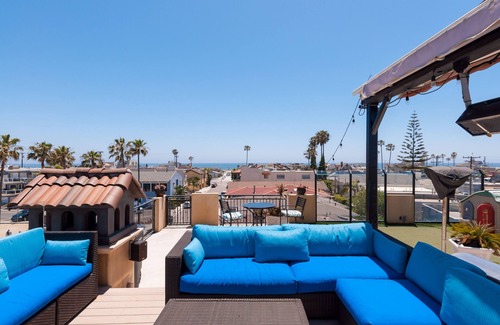 West Newport Villa | Premier Bay Front & Beach Front Home with Amazing Views