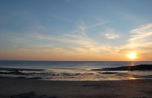 Tywyn House | Premier Caravan 253 at Neptune Park