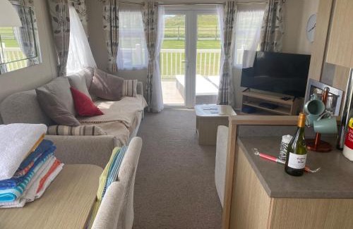 Borth Apartment | Premier coastal holiday letting