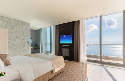 Tran Phu Beach Hotel | Premier Havana Hotel