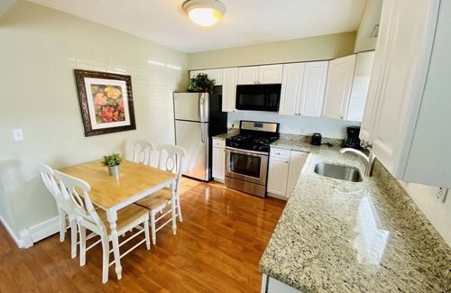 Ortley Beach House | PREMIER HOST-2BR SEASIDE PARK SUITE#4, One Short Block to Beach, Kit, Liv Room n